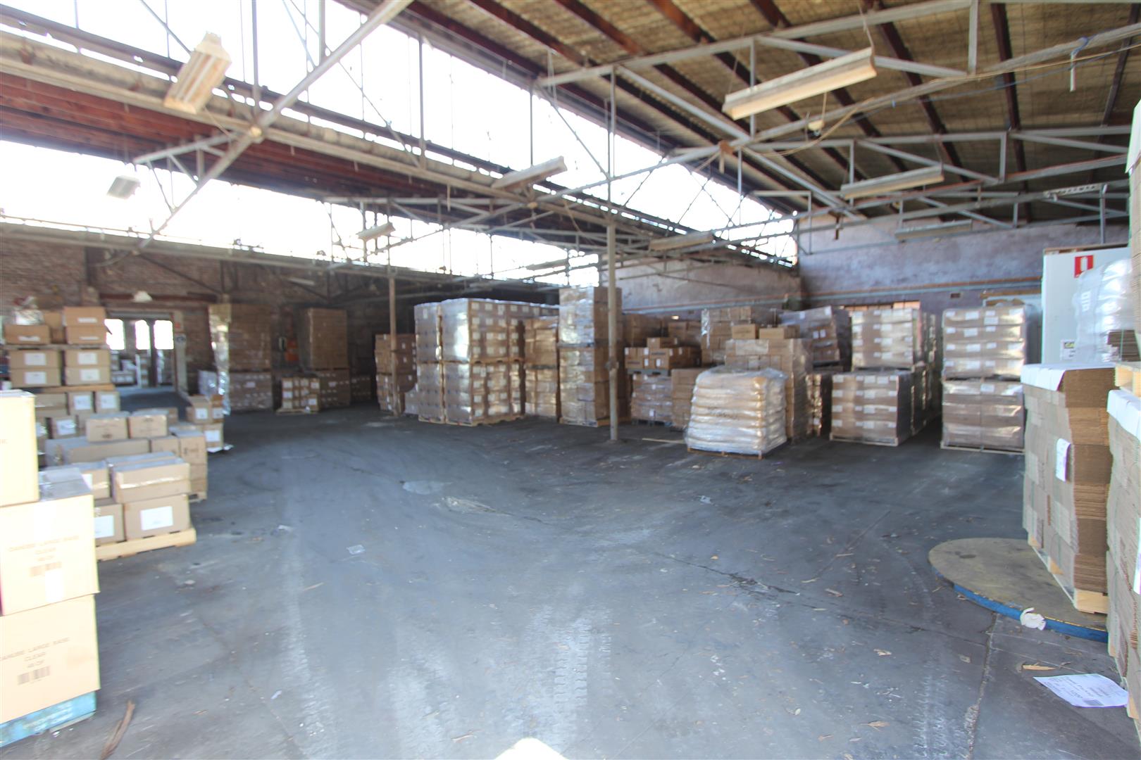 LEASED BY Ryan McMahon & Hayden 1,151m² Bang for your Buck